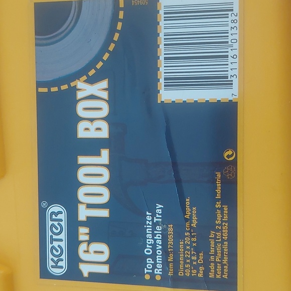 Keter 16 Inch Tool Box - Picture 2 of 5
